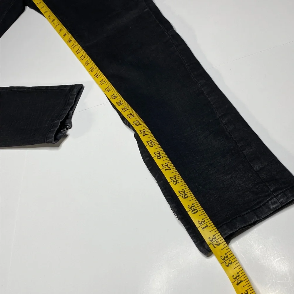 MNML Black Skinny’s - Picture 6 of 11
